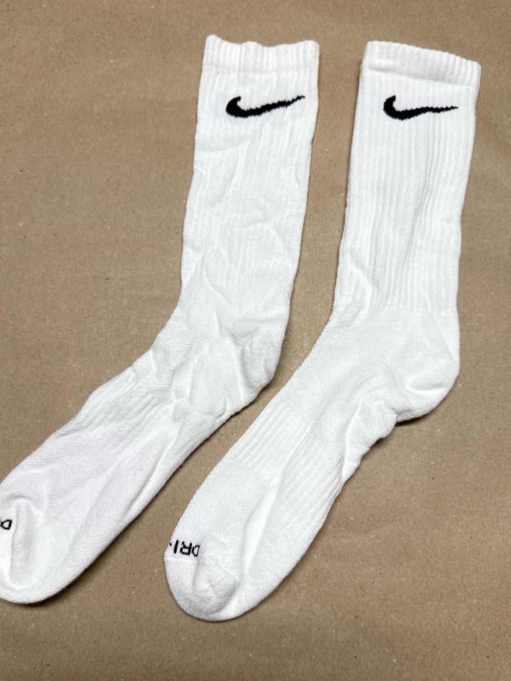 Nike White Black Dri Fit Crew L Large Men's 8-12 Socks NEW!